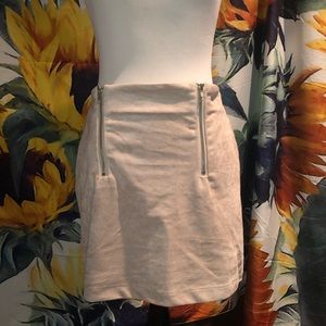 Forever 21 Zipper Suede skirt